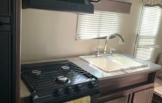2015 Dutchmen RV Coleman Lantern Series 274BHS