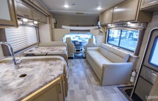 Bunk Bed Floorplan!  Cocoa the 2021 Thor Chateau