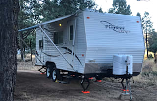 RENOVATED 2007 Fleetwood Pioneer 18CK