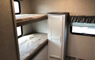 2019 Keystone Bullet 308BHS Bunkhouse