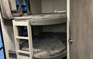 Great Family Getaway w/ Bunk House