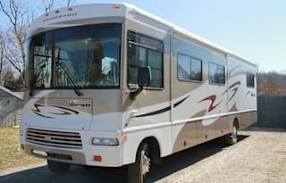 2007 Winnebago Sightseer Bob Sees the World