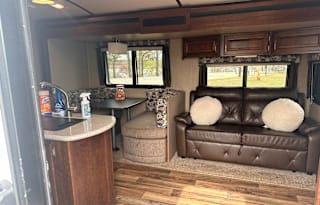 2017 Keystone Outback Super Lite 325 BH