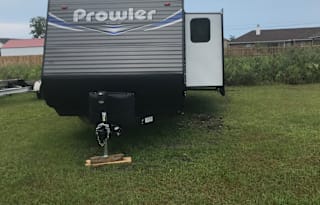 2019 Prowler 255