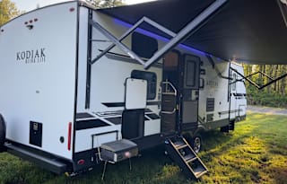 2022 Dutchmen Kodiak Ultra-Lite ELITE 30FT