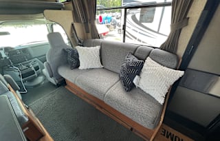 2018 Thor Majestic Ford E-450 V10