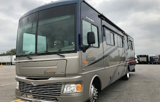 2008 Bounder 36Z