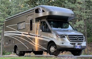 2022 Winnebago View 24D