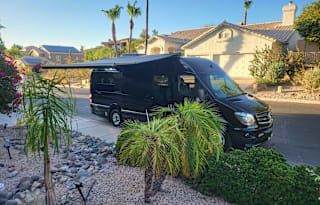 High-end Mercedes-Benz Airstream Interstate 3500 EXT