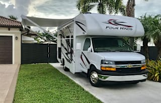 2021 Thor Motor Coach Four Winds 22E