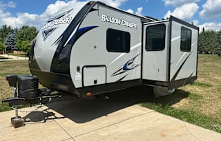 2020 Cruiser Shadow Cruiser 240BHS
