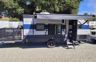 Forest River RV Cherokee Wolf Pup 18RJB