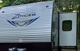 2017 CrossRoads RV Zinger Bunk House