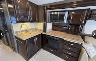 2016 Thor Motor Coach Challenger 36TL