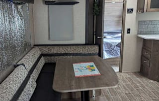 2020 Puma Bunk house