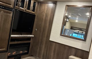 Meet Turbo the SUN CHASER! Jayco GreyHawk 30z