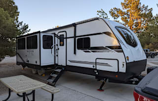 2021 Dutchmen RV Kodiak Ultimate 3321BHSL