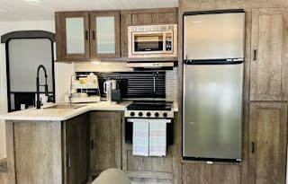 2022 Forest River RV Salem (DELIVERY ONLY )