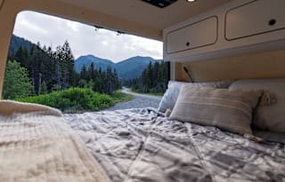 2025 *NEW* AWD Sprinter for Off-Grid Adventures
