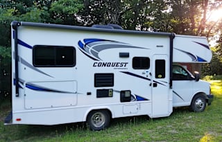 2018 Gulf Stream Coach Conquest Motorhomes 6237 LE