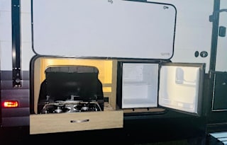 2019 Grand Design Transcend 27BHS
