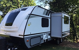 2021 Coachmen RV Apex Nano Bunkhouse 208BHS