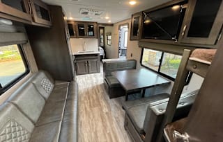 Spacious Clean 29' GrandDesign Travel Trailer