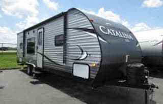 2017 Coachmen Catalina Sleeps 10