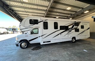 Convenience Rv's Chateau