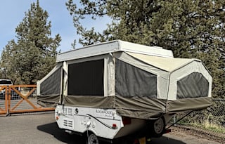 Easy tow pop up camper