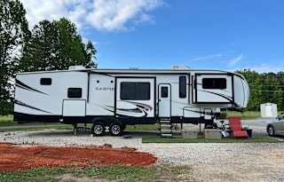 2022 Forest River RV Sabre 37FLH