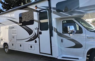 Kantada on Wheels - 2019 Jayco Greyhawk 31F