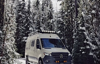 NEW - 2024 4x4 Mercedes Sprinter Winnebago Revel