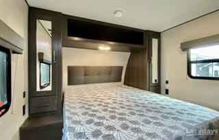 Luxurious Couples Escape w/Large Bathroom