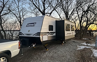 Brand New!  2022  RV Coleman Lantern Series 263BH