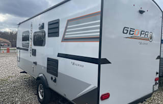 (Unit 12) Super lightweight Geo Pro Rear bath