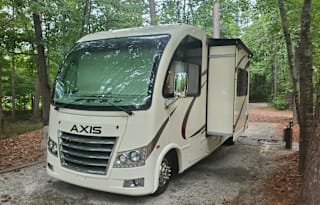 2019 Thor Motor Coach Axis 24.1