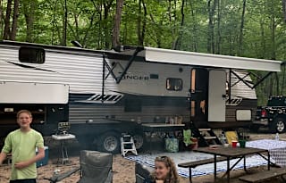2019 CrossRoads RV Zinger ZR290KB