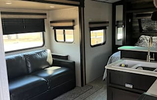 2021 Forest River RV Surveyor Legend 202RBLE
