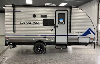 2023 Coachmen RV Catalina Summit Series 7 164BHX