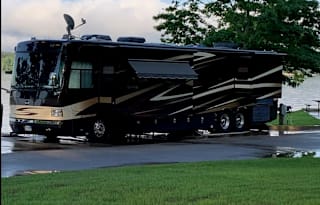 2008 Monaco Dynasty Stafford IV