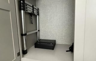 LUXURY RV ADVEDNTURES