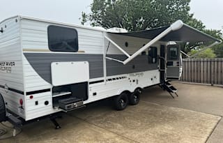 2025 Forest River RV Wildwood X-Lite 273QBXL