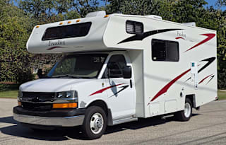 2008 Coachmen RV Freedom Express 21TQX