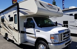 HOT OFF THE LINE | 2020 Coachmen Freelander | Sleeps 6 Comfortably | Easy to Drive