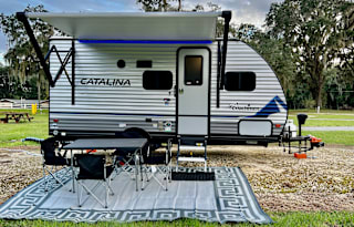 2023 Coachman Catalina Summit Series 7 164BH