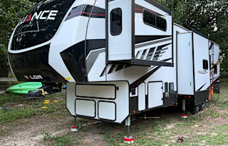 2023 Alliance RV Valor 36V11