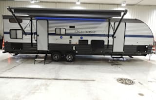 New RV. Sleeps 9! Unlimited Miles! Generator.
