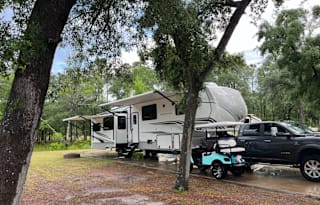 Hamilton's Hangout 2 - 2022 Keystone Montana