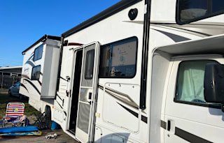 Sunny the Sunseeker CPR, First Aid & RV training!